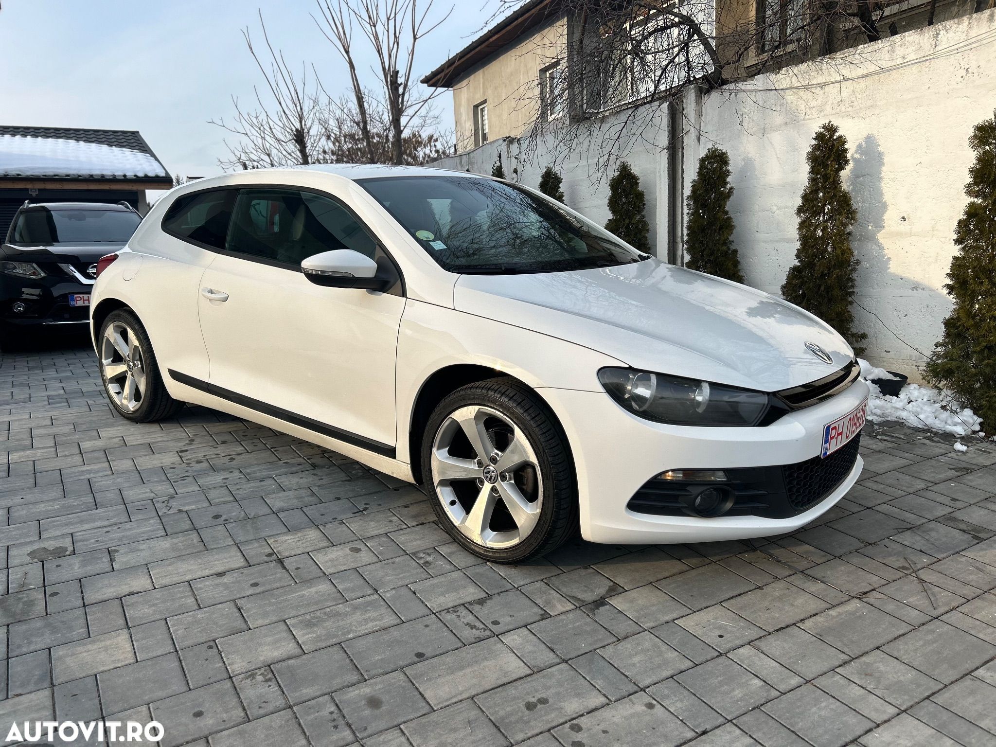 Volkswagen Scirocco 2.0 TDI Blue Motion Technologie Life - 1