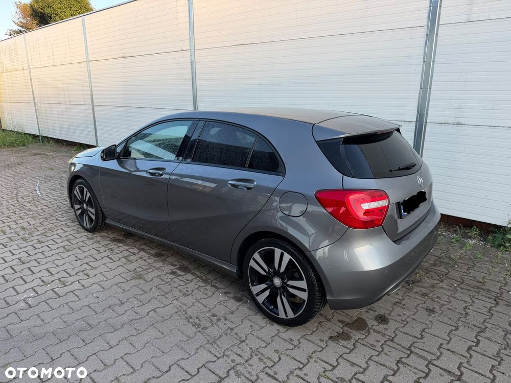 Mercedes-Benz Klasa A 180 (BlueEFFICIENCY) Urban - 4