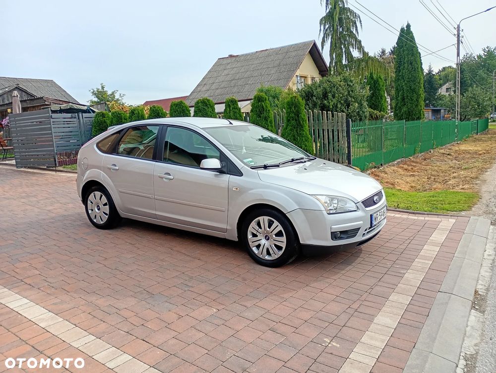 Ford Focus 1.6 Ambiente - 9