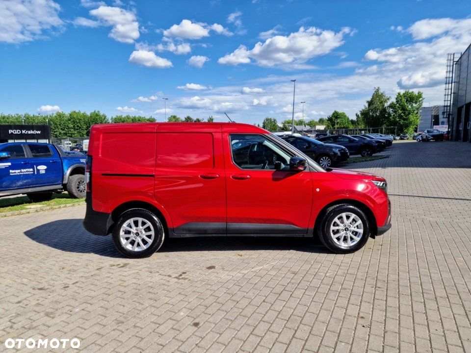 Ford Transit Courier - 5
