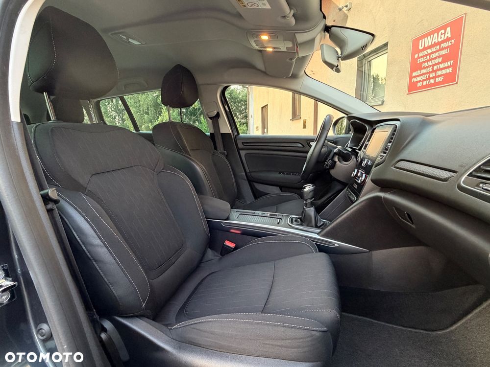 Renault Megane 1.3 TCe FAP Intens - 13