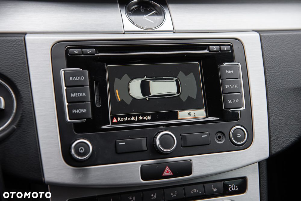 Volkswagen Passat Variant - 21