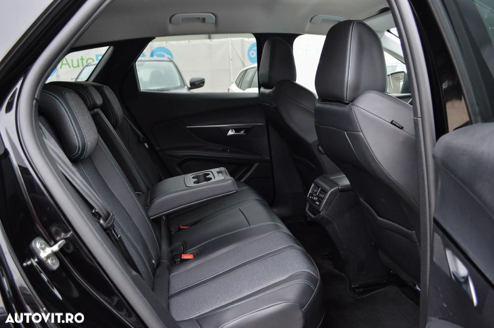 Peugeot 3008 Plug-In Hybrid 225 e-EAT8 Allure Pack - 23