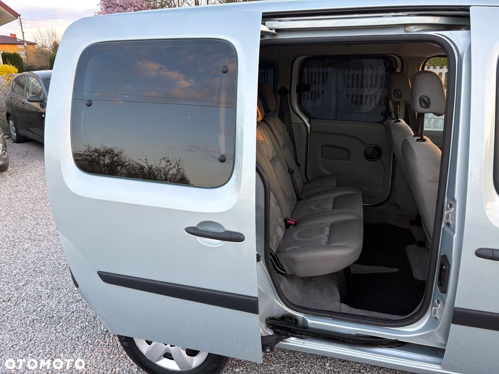 Renault Kangoo 1.6 8V Happy Family - 31