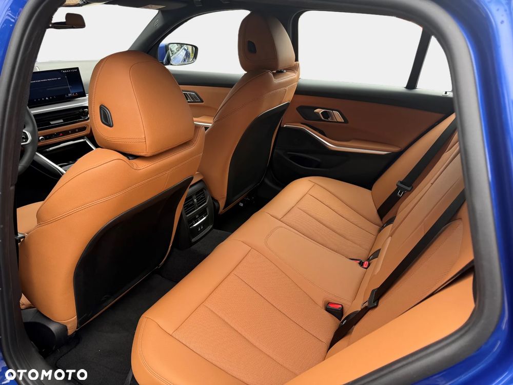 BMW Seria 3 318i M Sport - 7