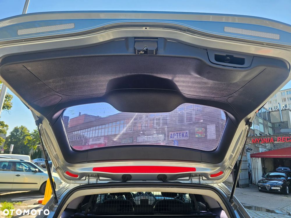 Ford Mondeo - 11