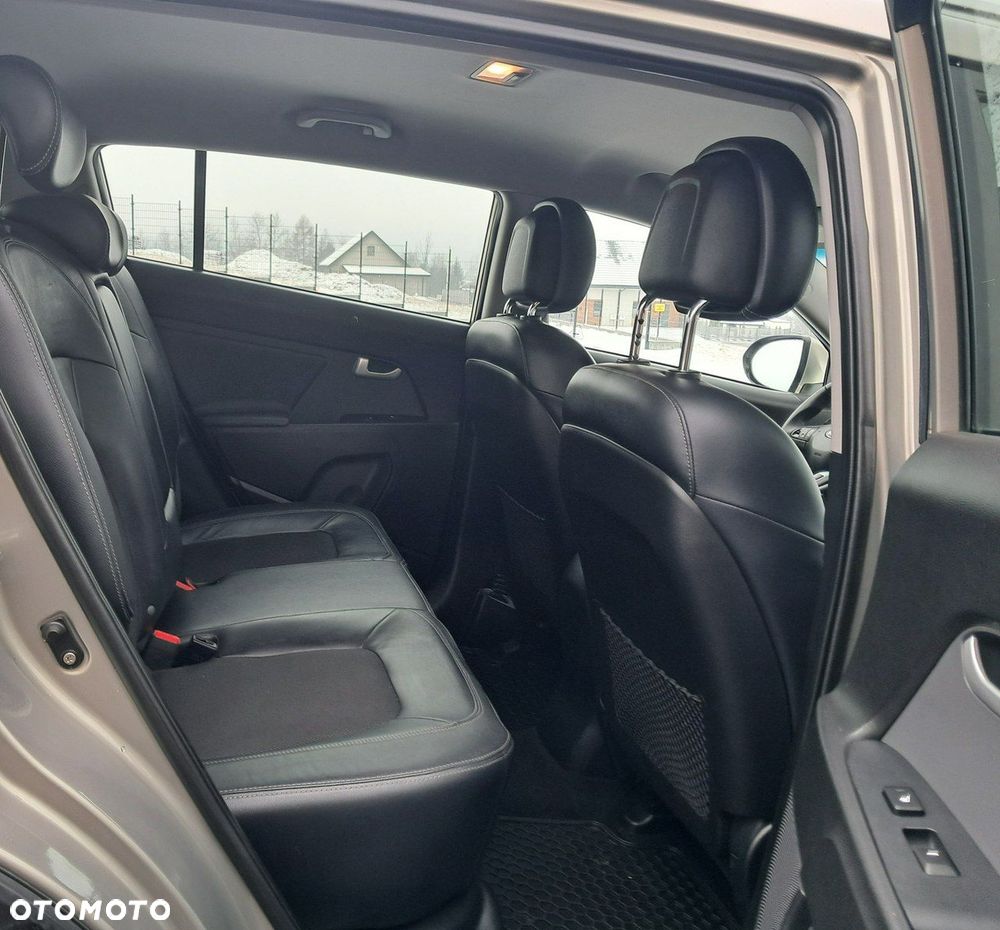 Kia Sportage - 12