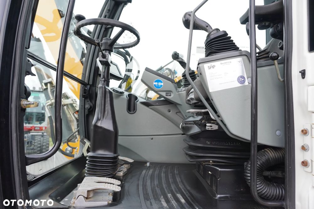 Liebherr 910 Rototilt + Szczypce - 28
