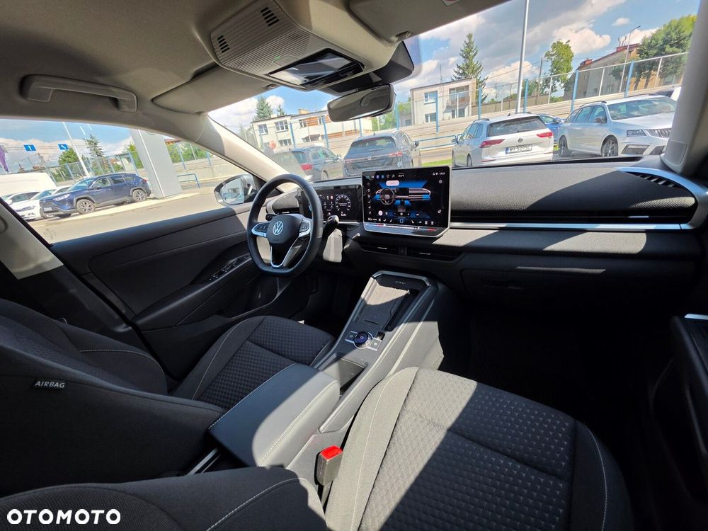Volkswagen T-Roc - 26
