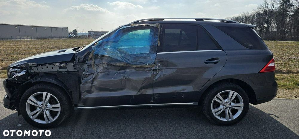 Mercedes-Benz ML - 7