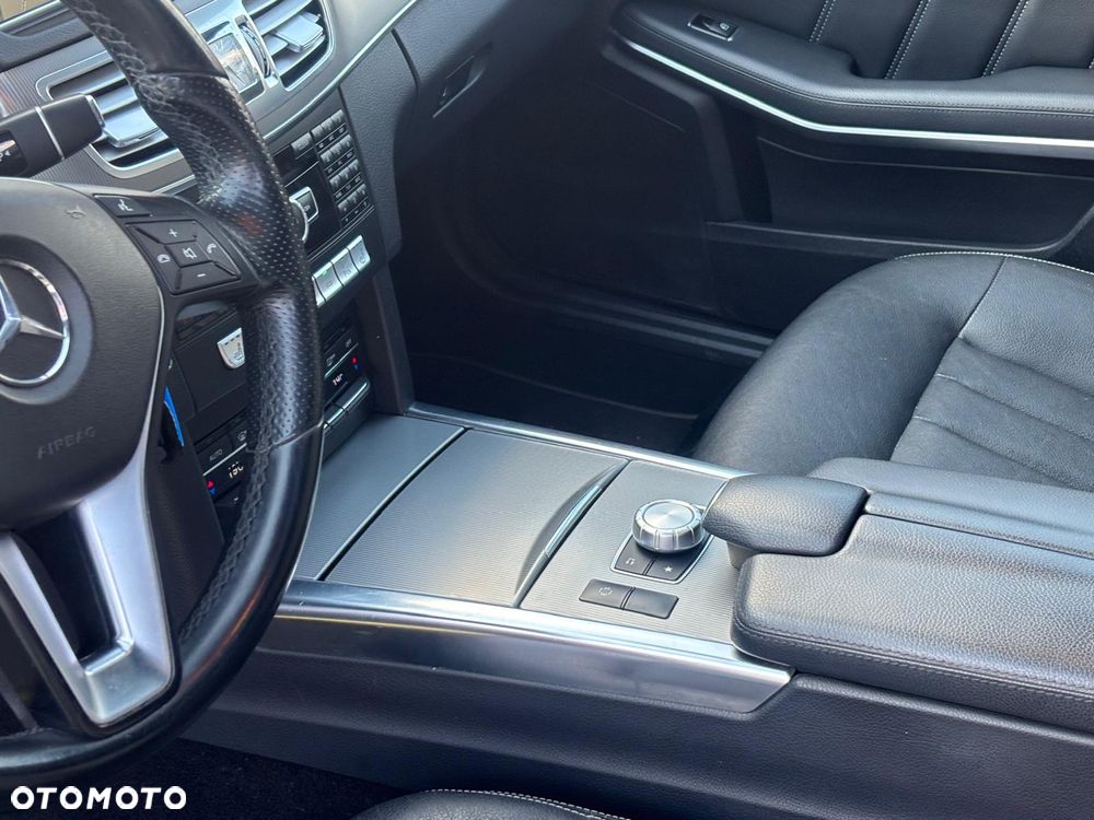 Mercedes-Benz Klasa E 350 BlueTEC 4-Matic Elegance - 27
