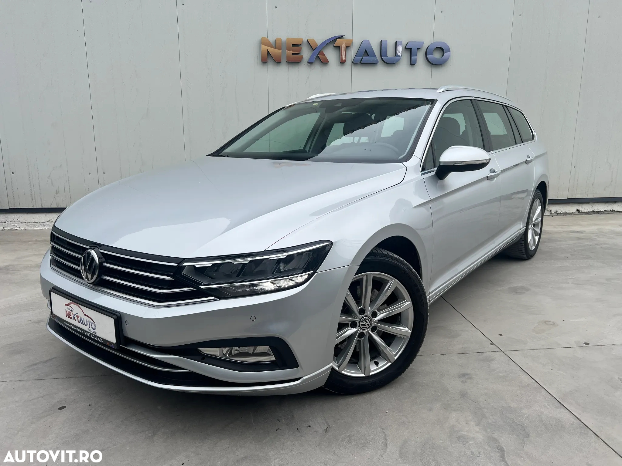 Volkswagen Passat - 2