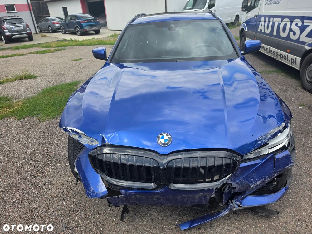BMW Seria 3 320d xDrive M Sport Shadow sport - 4