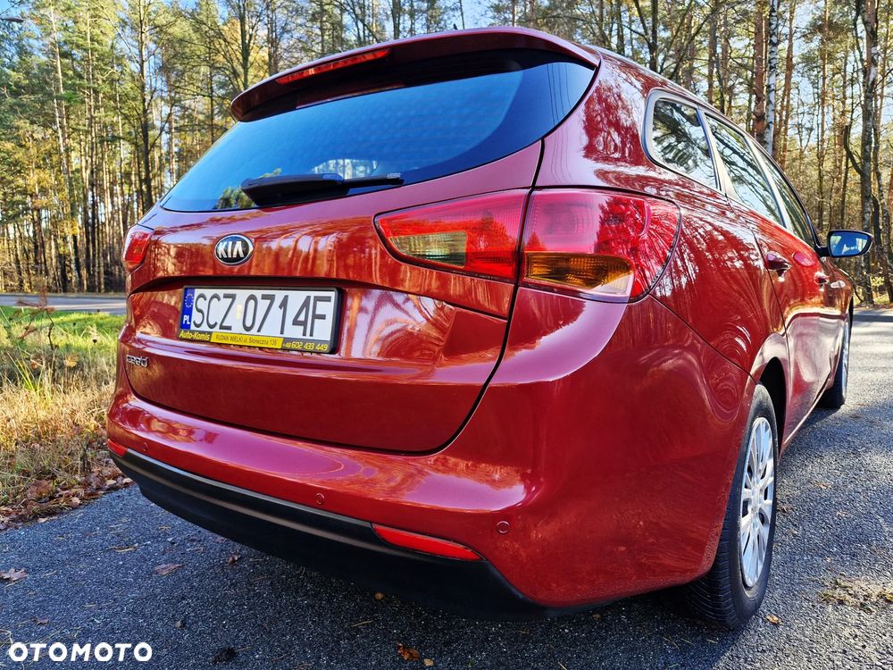 Kia Ceed 1.4 CVVT Dream-Team Edition - 3