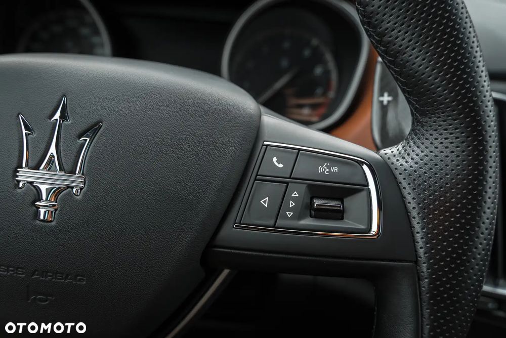 Maserati Levante Modena - 18