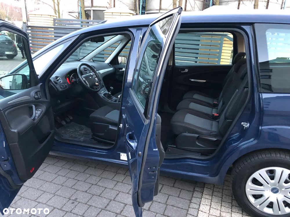 Ford Galaxy 1.6 TDCi Gold X - 25