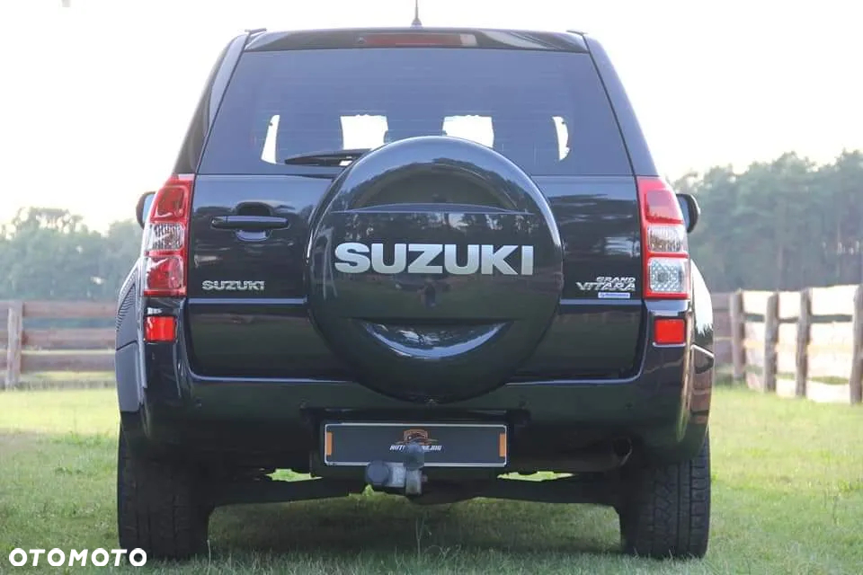Suzuki Grand Vitara 2.0 De luxe - 14