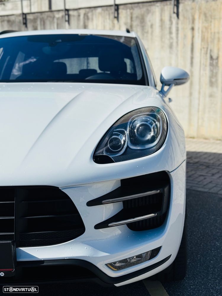 Porsche Macan Turbo PDK - 2