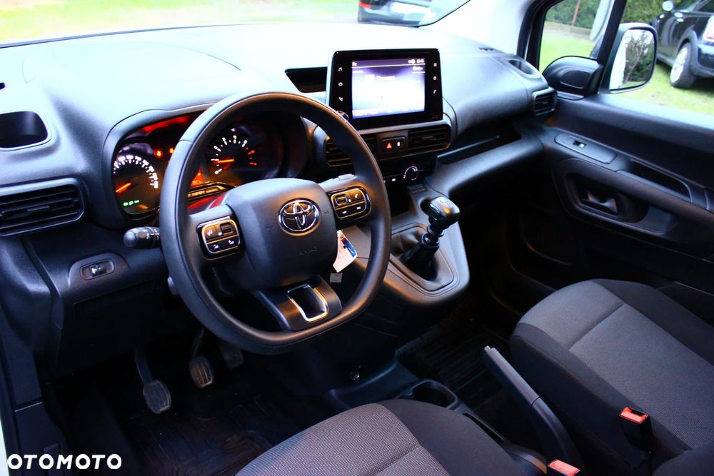 Toyota PROACE CITY BLASZAK 2 OSOBOWY 1.5 D-4D 100KM PEWNE AUTO FV23% - 21