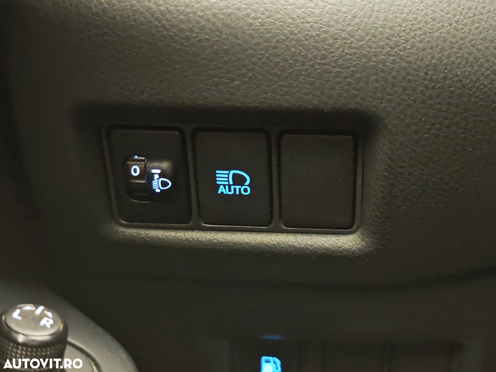 Toyota C-HR 1.8 HSD 122 CP 4x2 CVT Style - 31