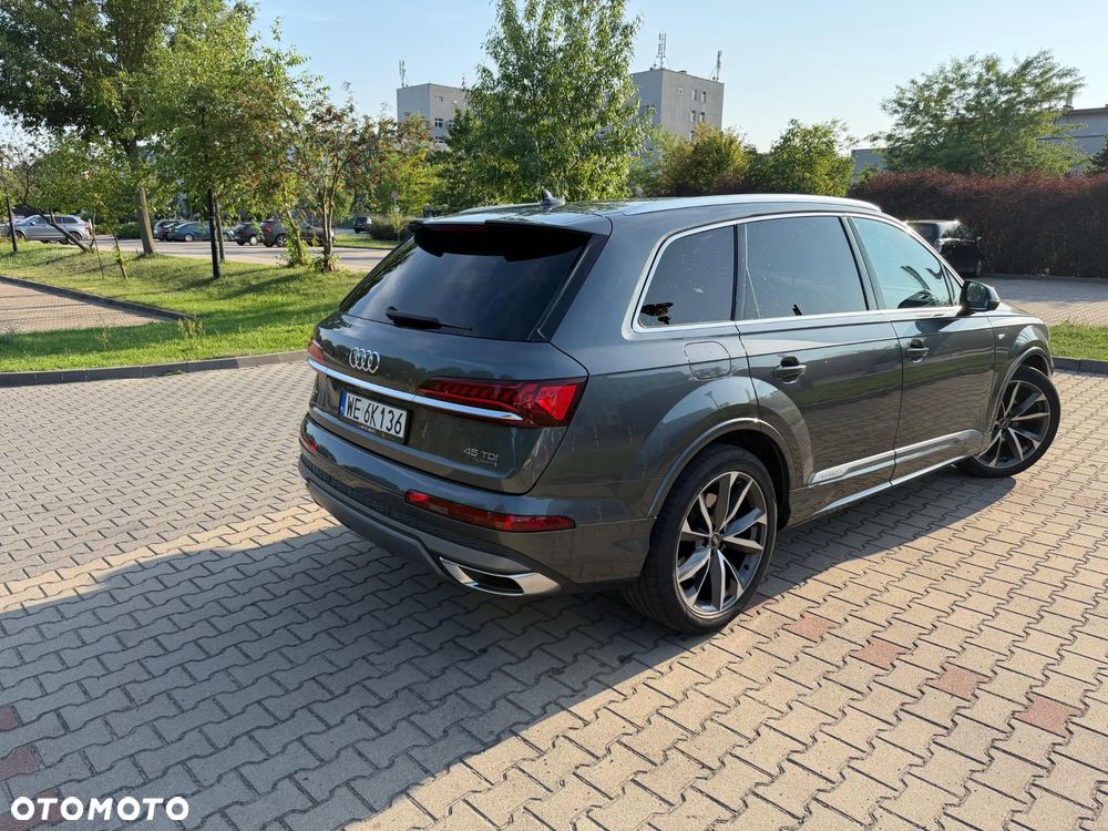 Audi Q7 - 7