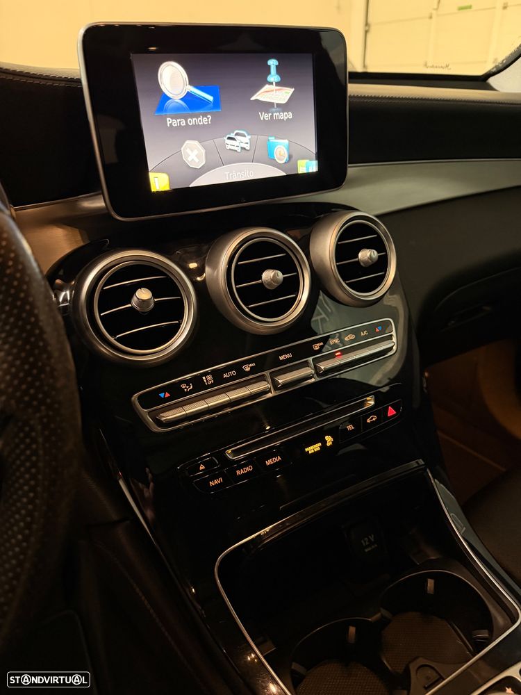 Mercedes-Benz GLC 250 d 4Matic 9G-TRONIC AMG Line - 17