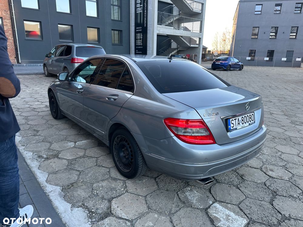 Mercedes-Benz Klasa C 220 CDI DPF Automatik Avantgarde - 4