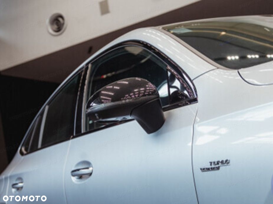 Mercedes-Benz GLC - 4