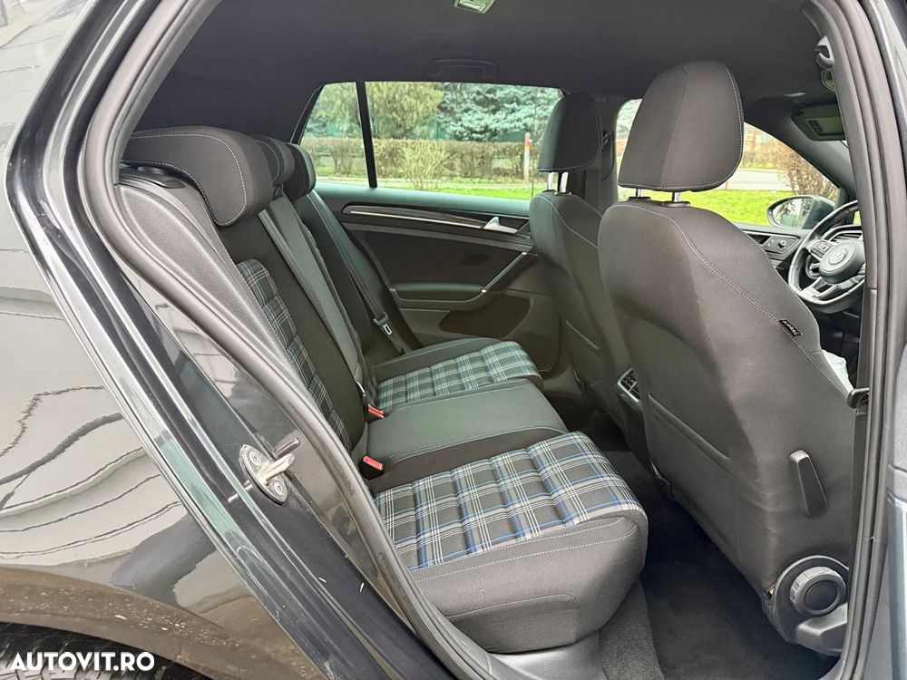 Volkswagen Golf 1.4 GTE Plug-In-Hybrid DSG - 13