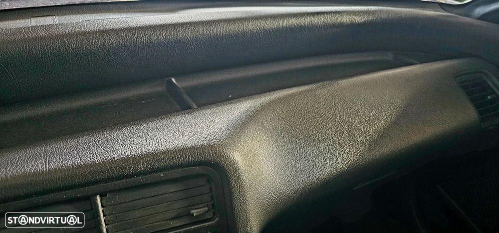 Honda CRX 1.6 VTEC - 29