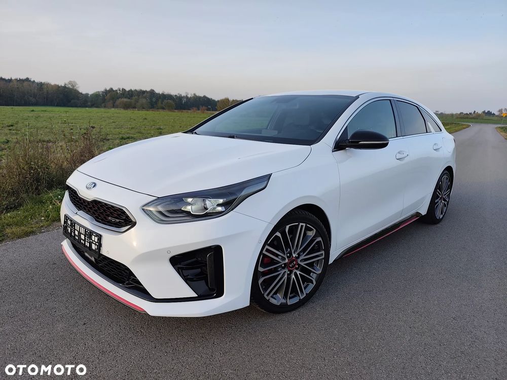 Kia Proceed