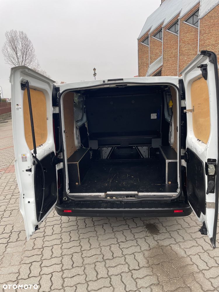 Renault Trafic - 40