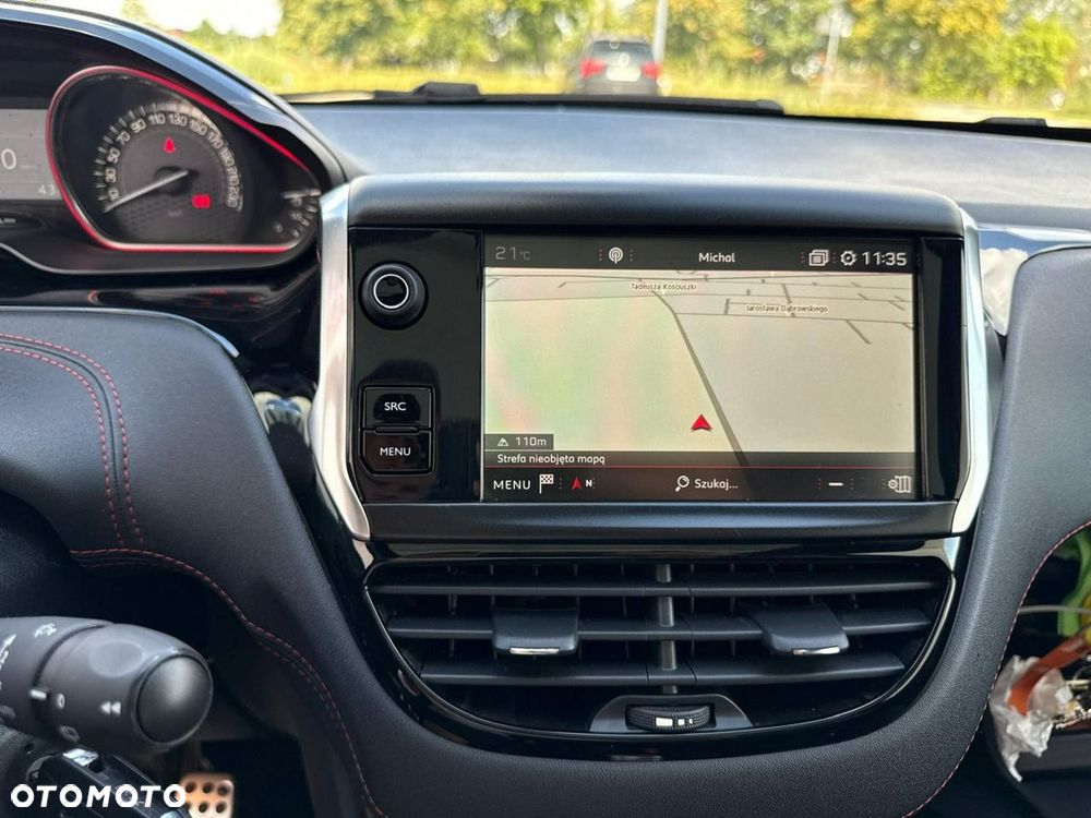 Peugeot 208 - 27
