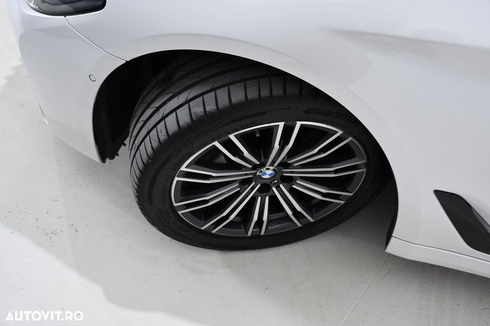 BMW Seria 5 520d xDrive Aut. Luxury Line - 38
