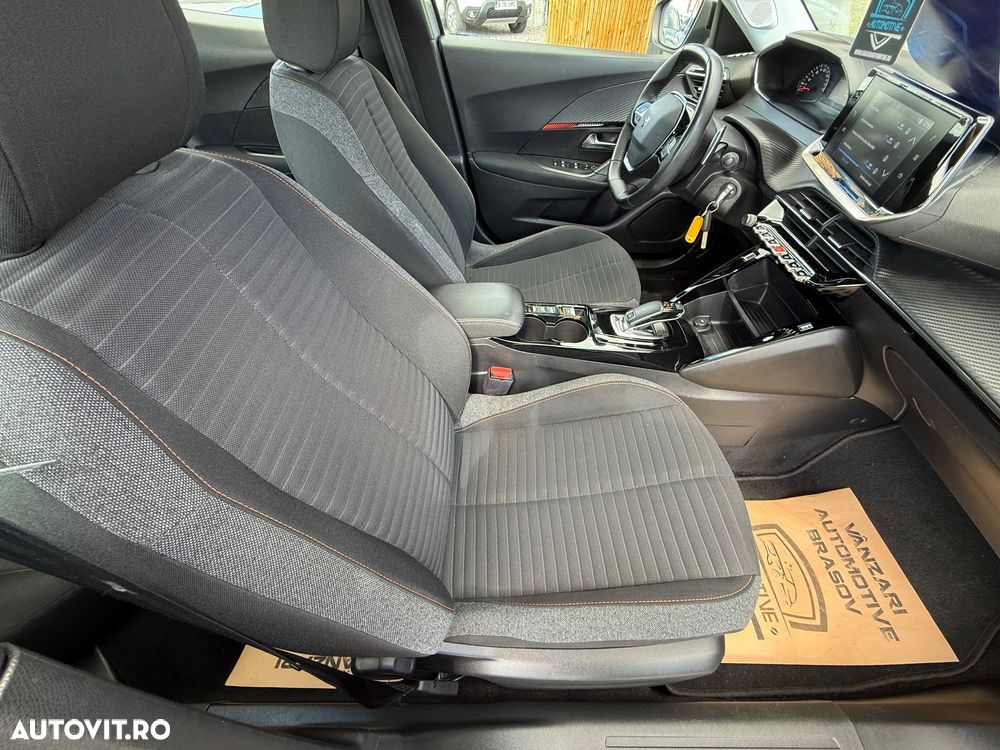 Peugeot 2008 PureTech 130 EAT8 Allure Pack - 21