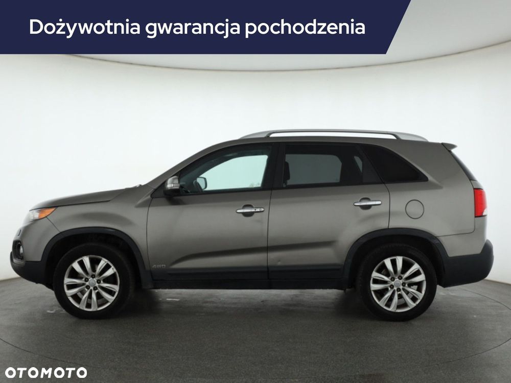 Kia Sorento - 4