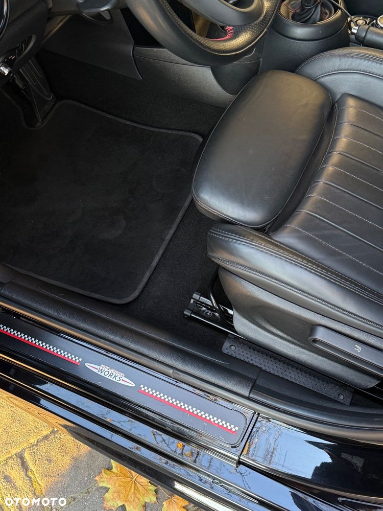 MINI Cooper S John Works Trim - 8