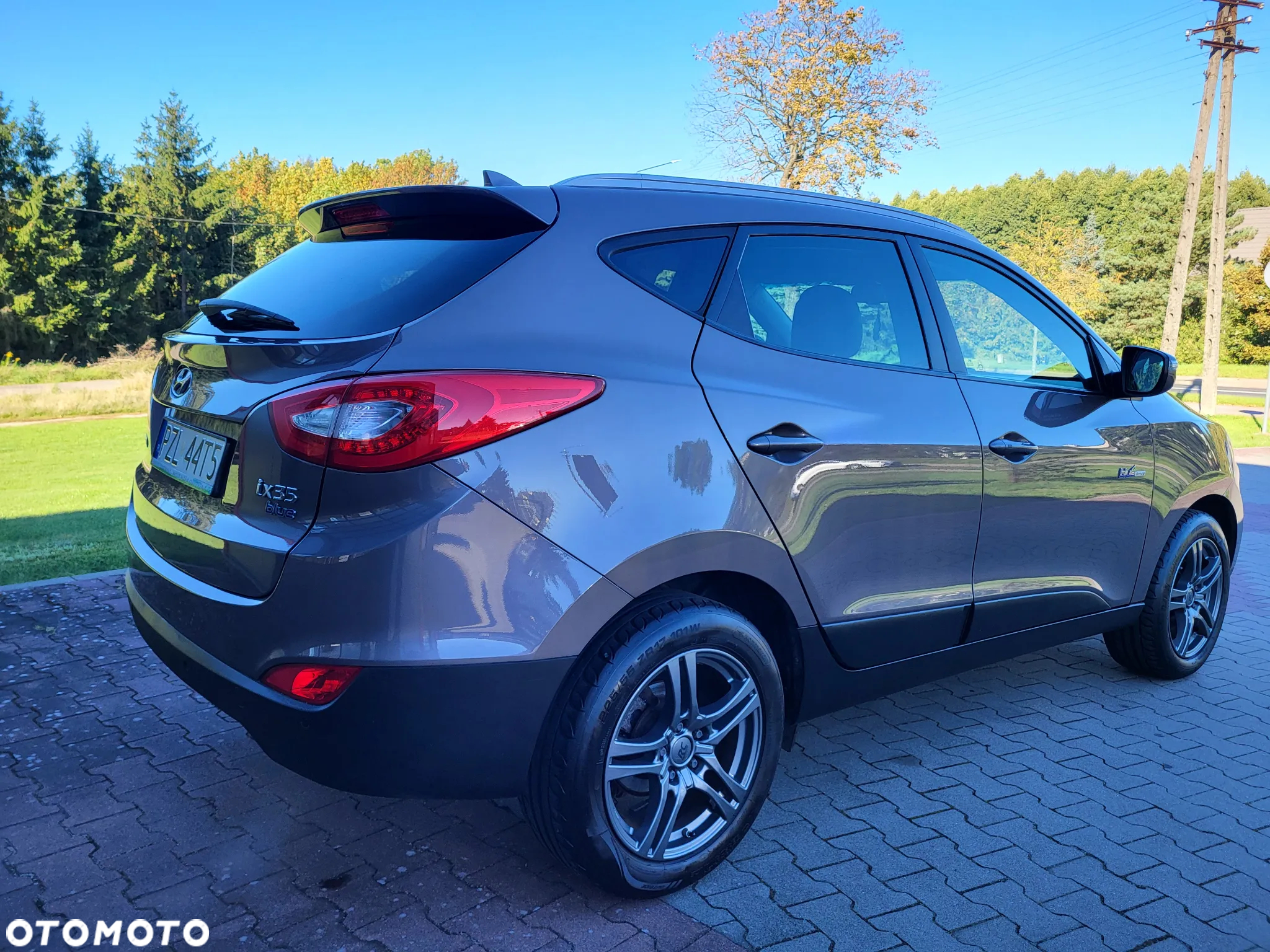 Hyundai ix35 blue 1.6 2WD Finale Gold - 14