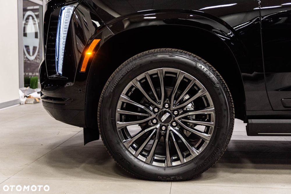 Cadillac Escalade - 5