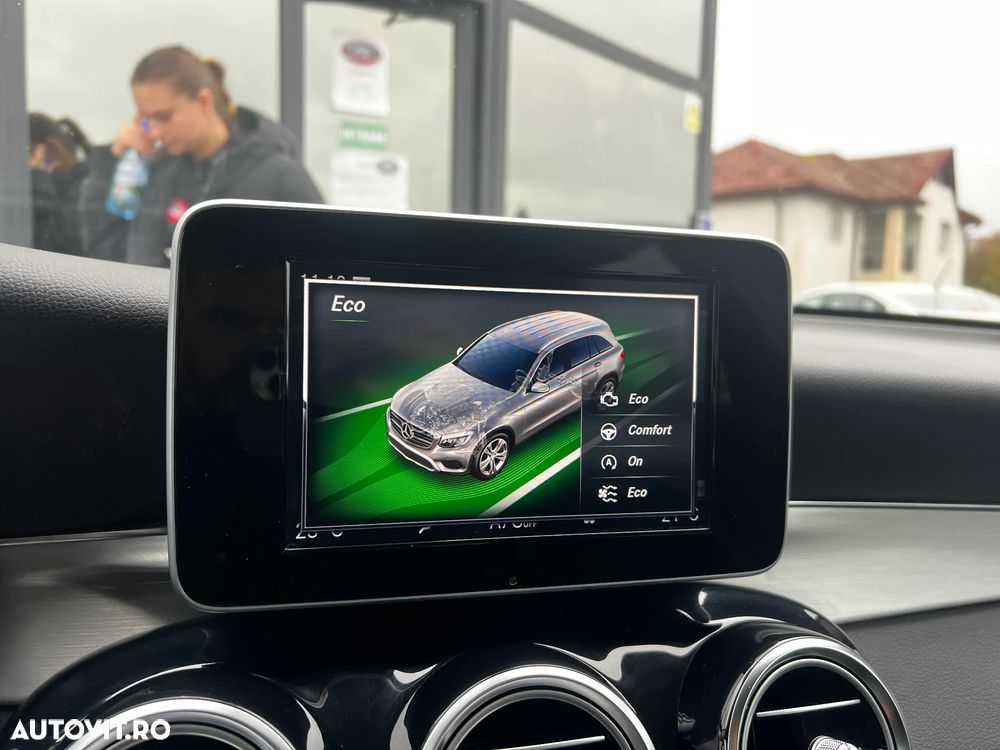 Mercedes-Benz GLC - 26