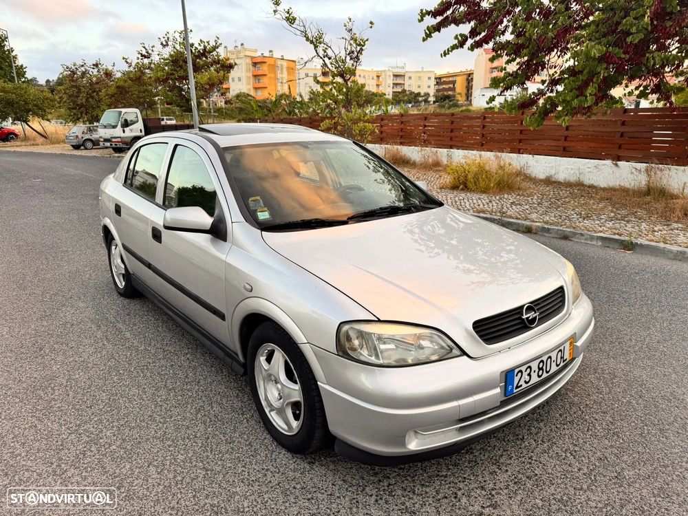 Opel Astra 1.7 DTL Club - 1