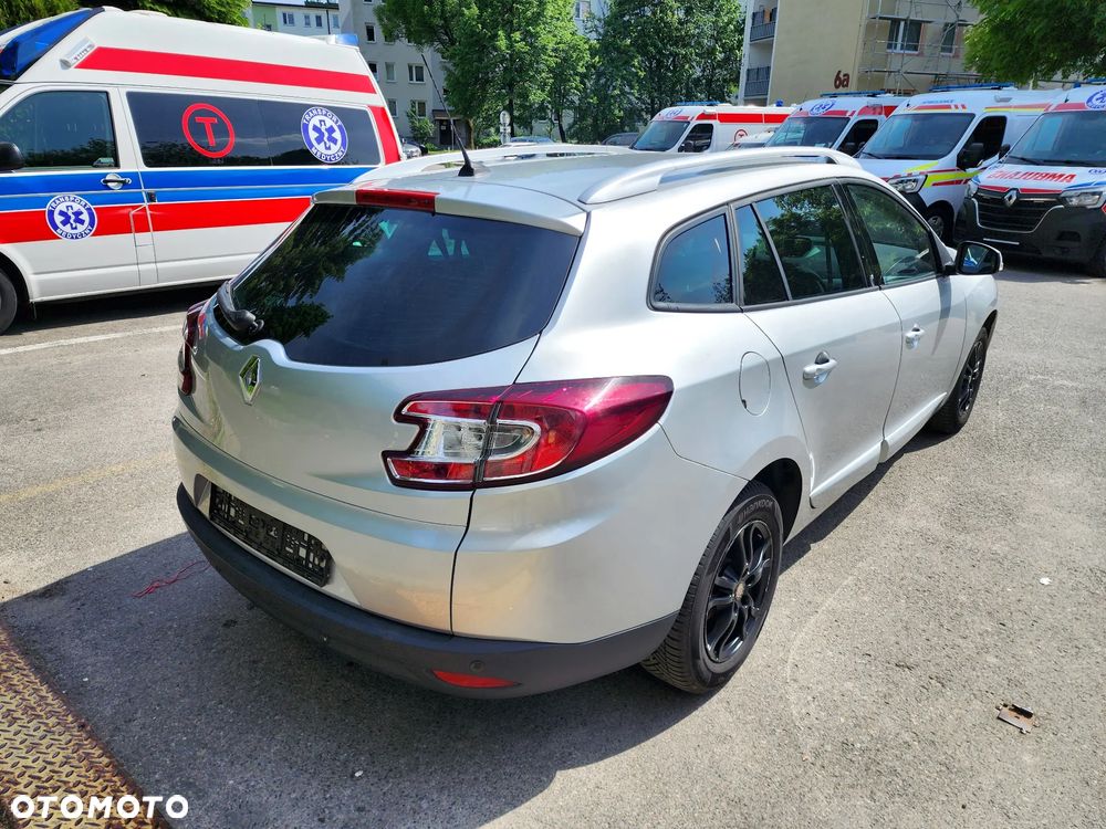 Renault Megane 1.6 16V 110 Dynamique - 4