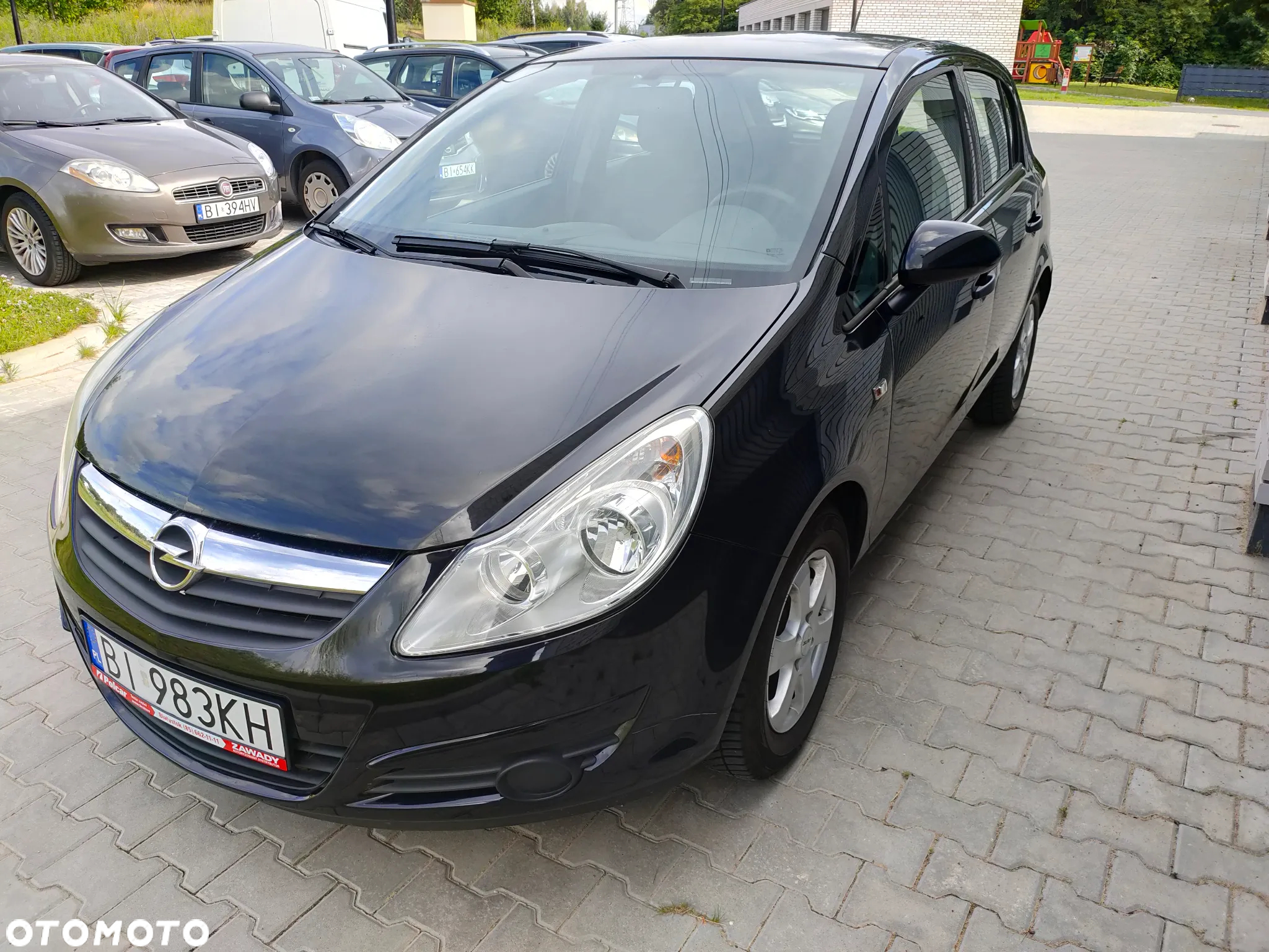 Opel Corsa 1.4 16V Active - 10