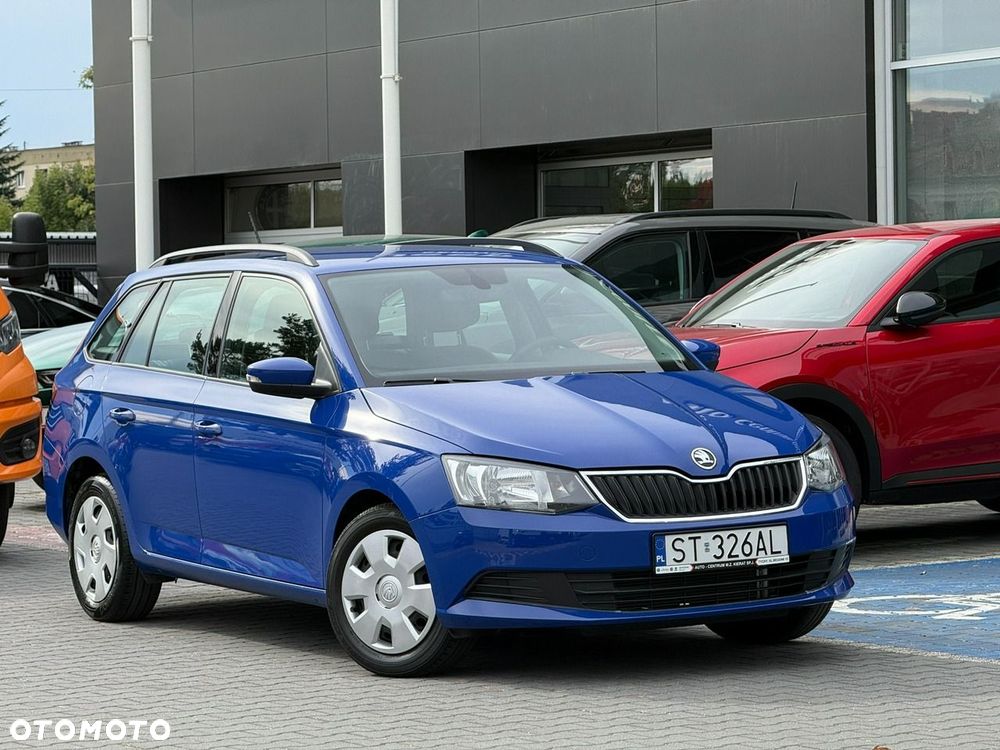 Skoda Fabia 2022 photo 2
