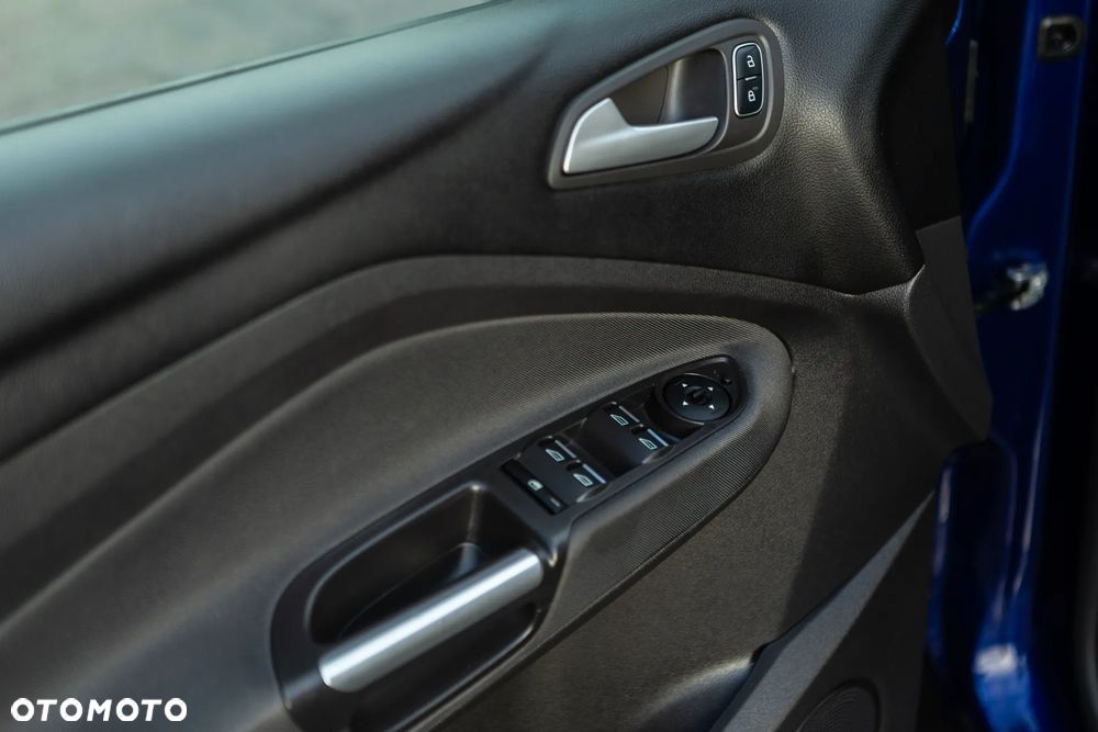 Ford C-MAX - 32