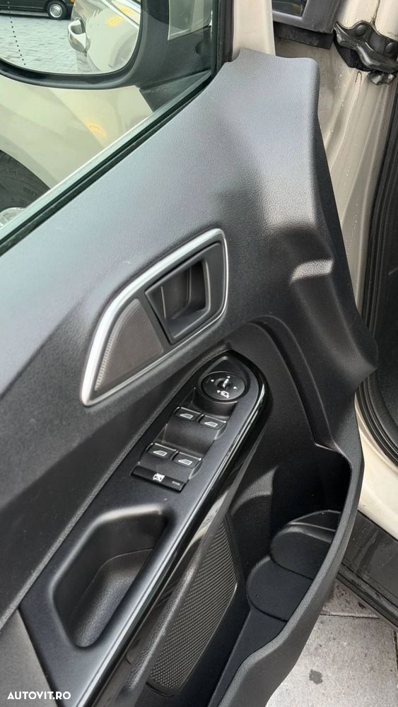 Ford B-Max 1.0 EcoBoost Titanium - 16