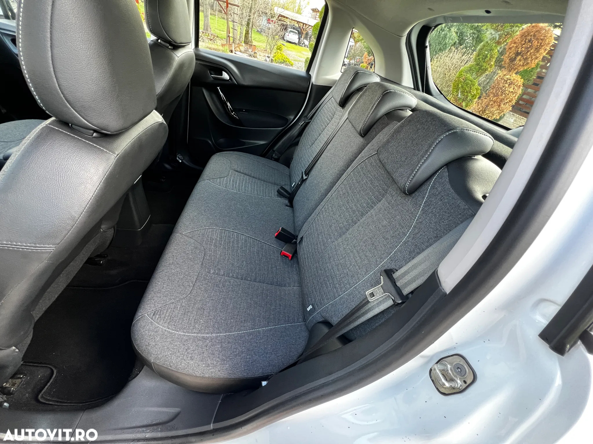 Citroën C3 1.2 PureTech BVM Feel - 24