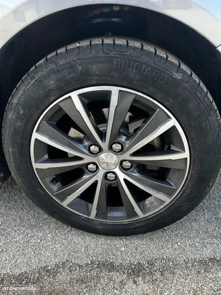 Peugeot 308 130 e-THP Stop & Start Allure - 32