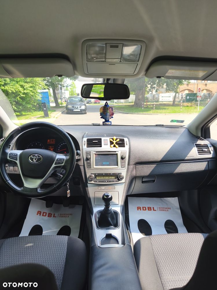 Toyota Avensis - 4