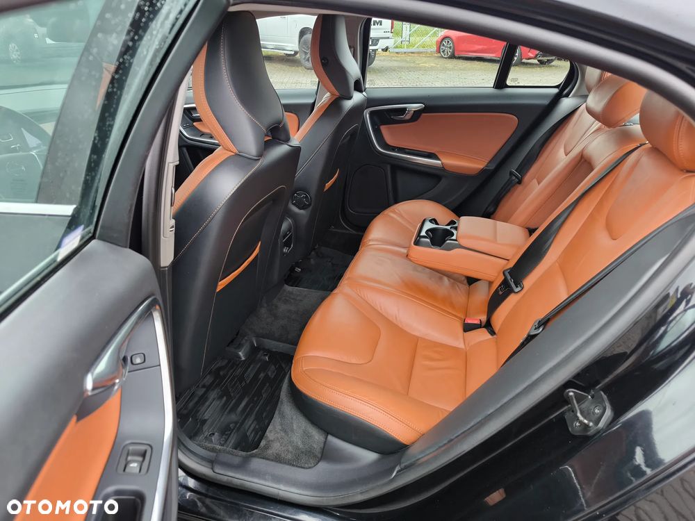 Volvo S60 - 14